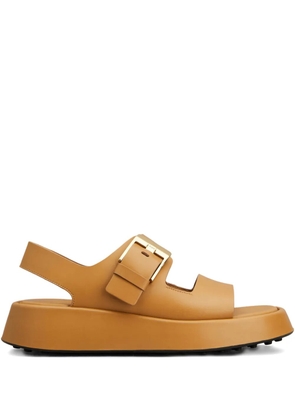 Tod's buckle-strap sandals - Brown