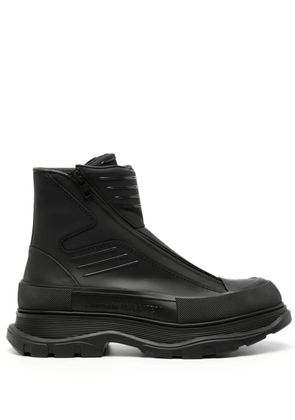Alexander McQueen Tread Slick 45mm leather boots - Black