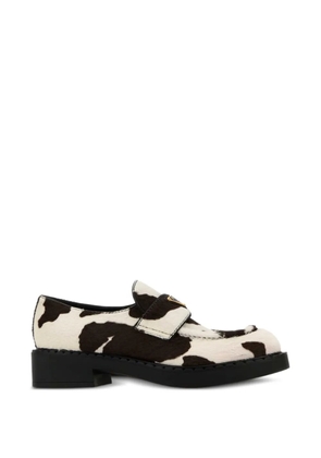 Prada animal-pattern loafers - White