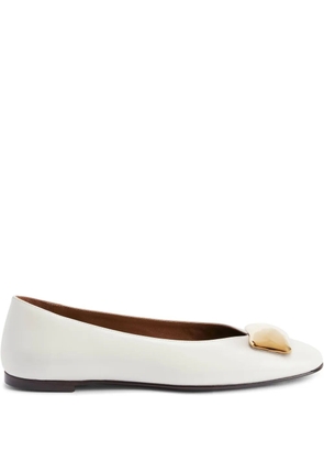Giuseppe Zanotti Georgia Stone ballet flats - White