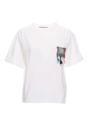 Akep embroidered-tassel T-shirt - White