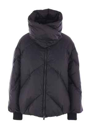 Tatras Echeveria quilted high-neck jacket - Black