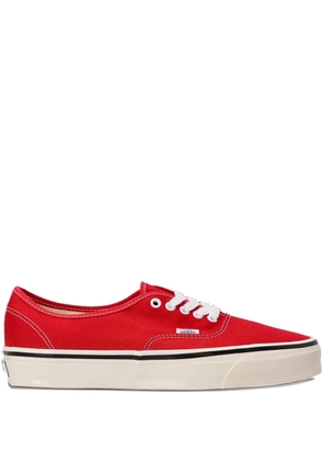 Vans logo-patch sneakers - Red