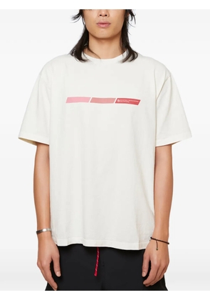 District Vision logo-detail short-sleeve T-shirt - Neutrals