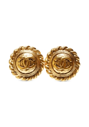 CHANEL Pre-Owned 1980-1990s Interlocking CC clip-on earrings - Gold
