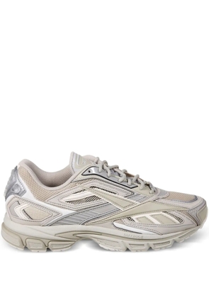 Reebok panelled sneakers - Neutrals