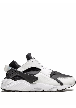 Nike Air Huarache 'Orca' sneakers - White