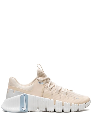 Nike Free Metcon 5 'Sanddrift' sneakers - Neutrals