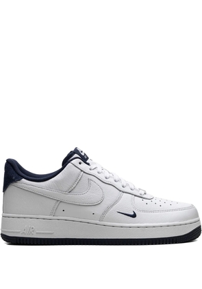 Nike Air Force 1 Low '07 LV8 'Photon Dust Obsidian' sneakers - White