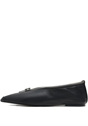 Bimba y Lola pointed-toe flat pumps - Black