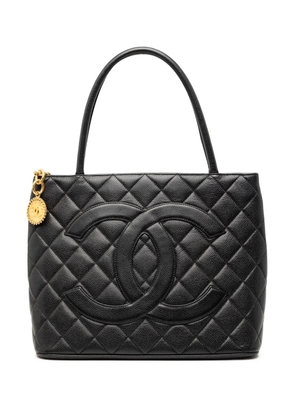CHANEL Pre-Owned 2000-2002 Caviar Medallion tote bag - Black