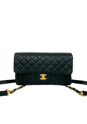 CHANEL Pre-Owned 1996-1997 Medium Quilted Lambskin Flap backpack - Black