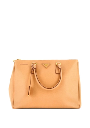 Prada Pre-Owned Double Zip Lux Saffiano Leather Large tote bag - Brown