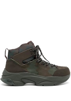 Undercover camouflage-print lace-up boots - Brown