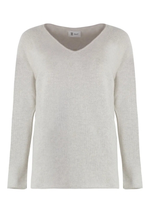 THE (Alphabet) V-neck sweater - Grey