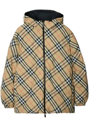 Burberry reversible check nylon puffer jacket - Neutrals