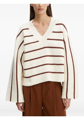 Gestuz striped v-neck sweater - White