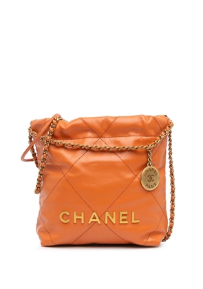 CHANEL Pre-Owned 2021-2024 Mini Shiny Calfskin 22 Handbag satchel - Orange