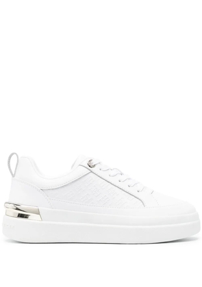 Tommy Hilfiger embossed-logo leather sneakers - White