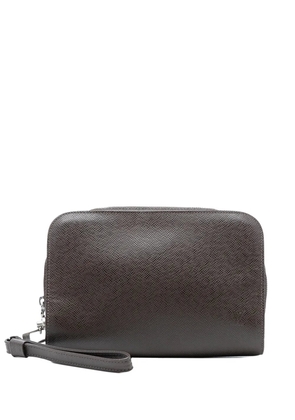 Louis Vuitton Pre-Owned 2005 Taiga Pochette Baikal clutch bag - Brown