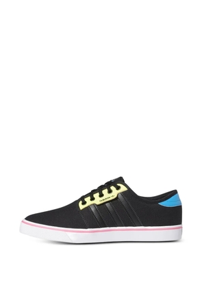 adidas Seeley stripe sneakers - Black