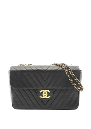 CHANEL Pre-Owned 1991-1994 Chevron V-stitch chain-strap shoulder bag - Black