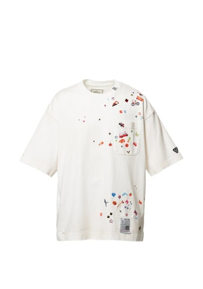 Maison MIHARA YASUHIRO sticker-print T-shirt - White