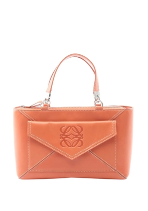 Loewe Pre-Owned 2010-2026 Leather Anagram handbag - Brown