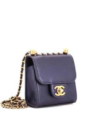 CHANEL Pre-Owned Chic Pearls Flap Clutch with Chain Quilted Goatskin Mini crossbody bag - Blue