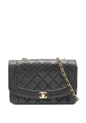 CHANEL Pre-Owned 1997-1999 Matelasse Diana shoulder bag - Black