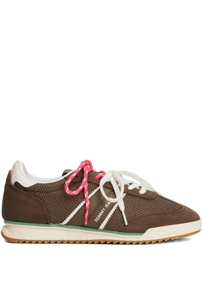 Tommy Hilfiger panelled lace-up sneakers - Brown