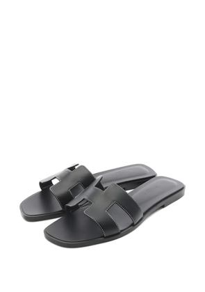 Hermès Pre-Owned 2020s box calf mules sandals - Black