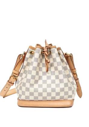 Louis Vuitton Pre-Owned 2020 Noe BB shoulder bag - Neutrals