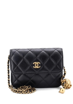 CHANEL Pre-Owned Pearl Crush Flap Clutch with Chain Quilted Lambskin Mini crossbody bag - Black