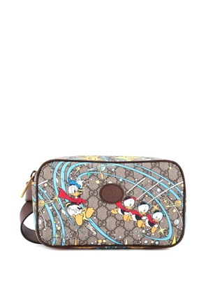 Gucci Pre-Owned Disney Donald Duck Printed GG Coated Canvas belt bag - Brown