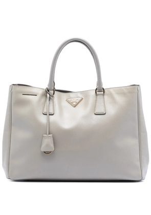 Prada Pre-Owned 2013-2025 Large Saffiano Lux Galleria satchel - Grey