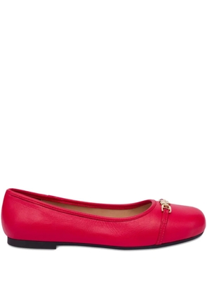 Love Moschino heart-plaque ballerina shoes - Red