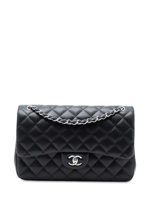 CHANEL Pre-Owned 2011 Jumbo Classic Lambskin Double Flap shoulder bag - Black