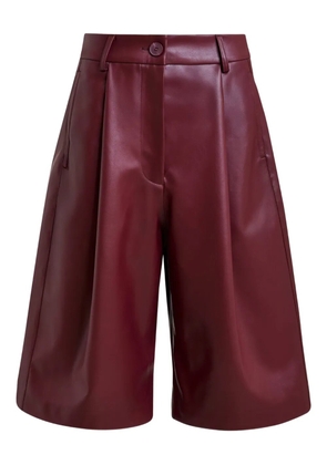 Essentiel Antwerp pleated faux-leather shorts - Red