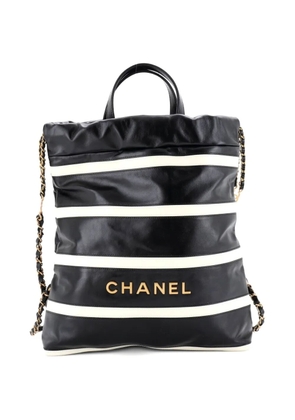 CHANEL Pre-Owned 22 Chain Striped Shiny Calfskin Medium backpack - Black