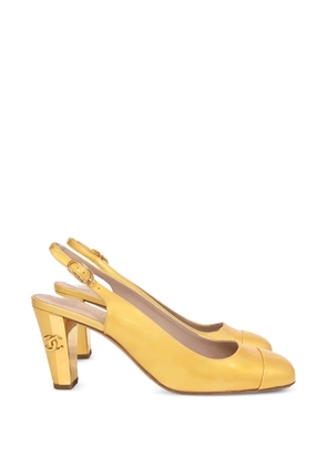 CHANEL Pre-Owned CC slingback pumps - Yellow