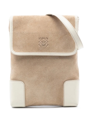 Loewe Pre-Owned 2003 Suede Anagram crossbody bag - Brown