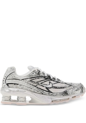 Nike Shox Ride 2 metallic sneakers - White
