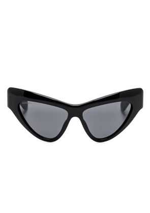 Gucci Eyewear cat-eye frame sunglasses - Black