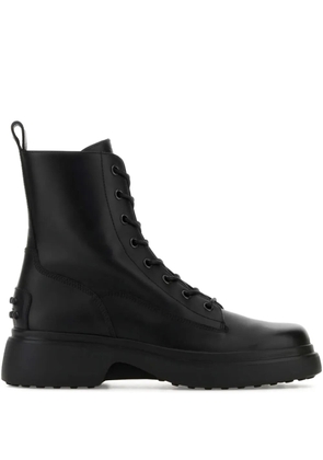 Tod's lace-up platform combat boots - Black