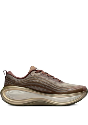 Nike Vomero Plus low-top sneakers - Brown