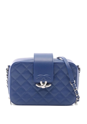CHANEL Pre-Owned 2016-2017 Half Coco Mark quilted mini shoulder bag - Blue