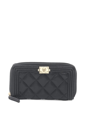 CHANEL Pre-Owned 2020-2021 quilted leather wallet - Black