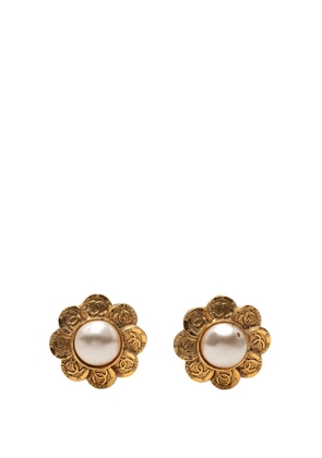 CHANEL Pre-Owned 1980-1990 Gold Plated CC Faux Pearl Flower Clip On Earrings costume earrings