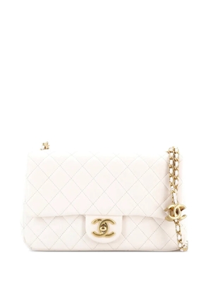 CHANEL Pre-Owned CC Crush Flap Bag Quilted Lambskin Small shoulder bag - White